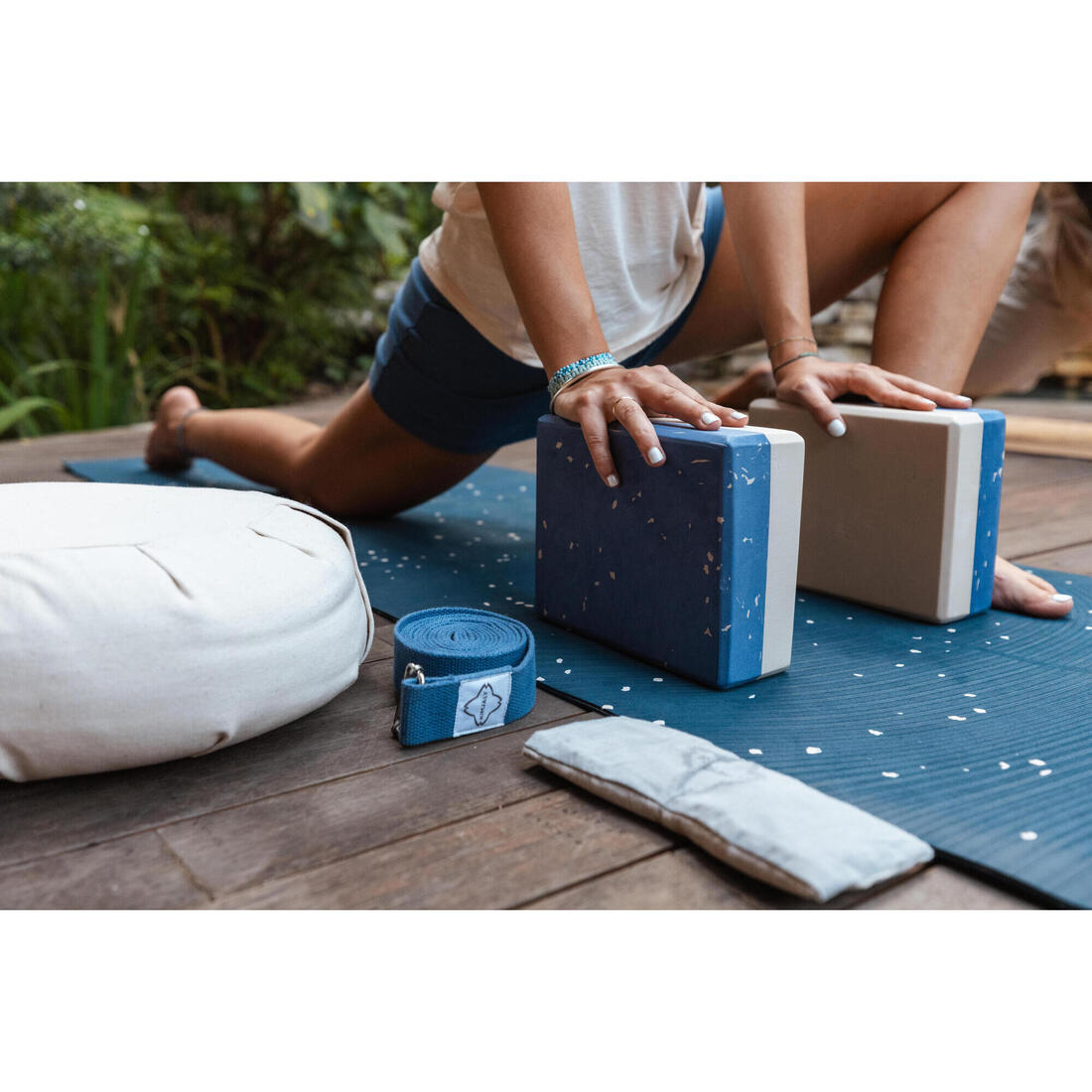 Tapis de yoga doux adhérence et confort 5 mm
