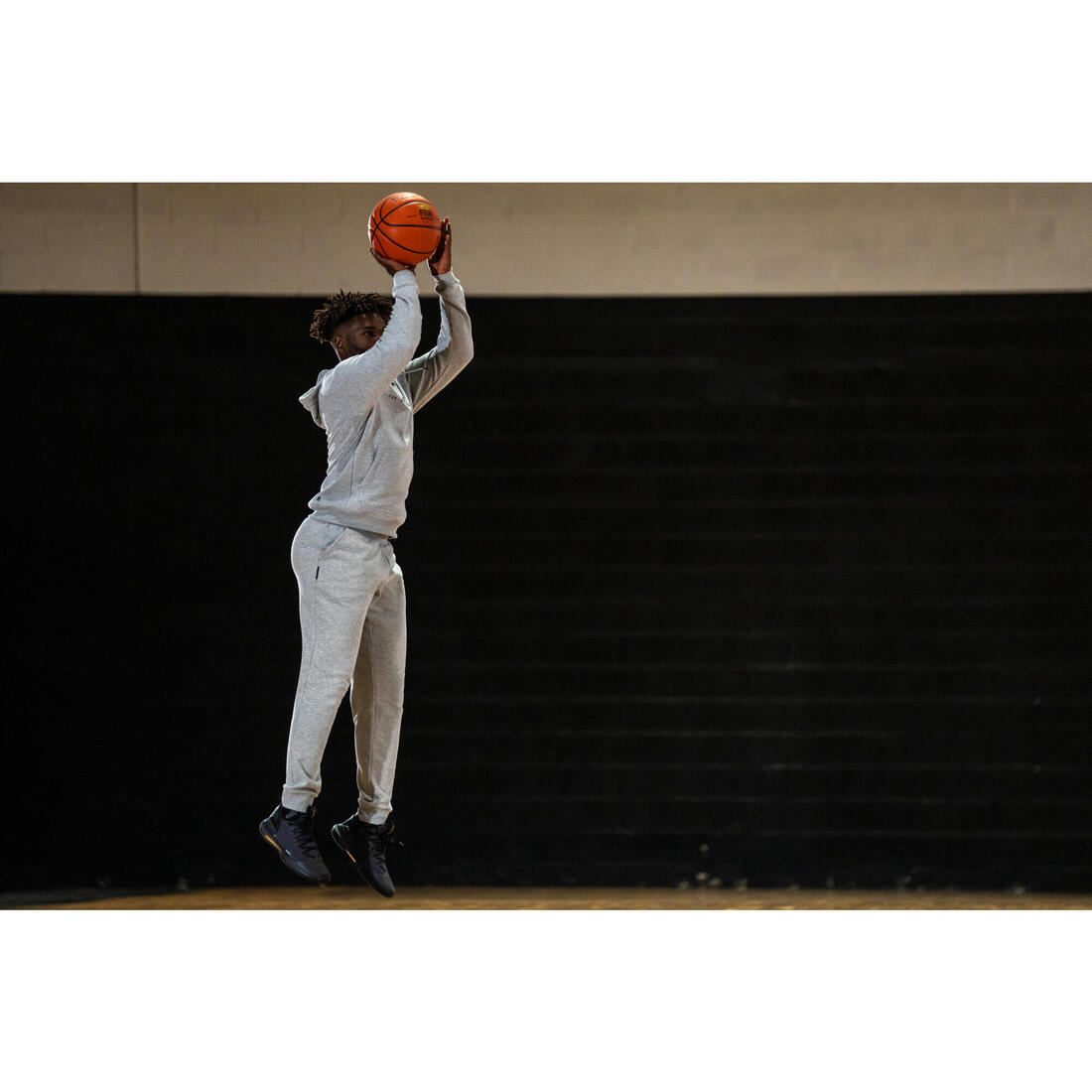 SWEAT BASKETBALL A CAPUCHE HOMME/FEMME - H100