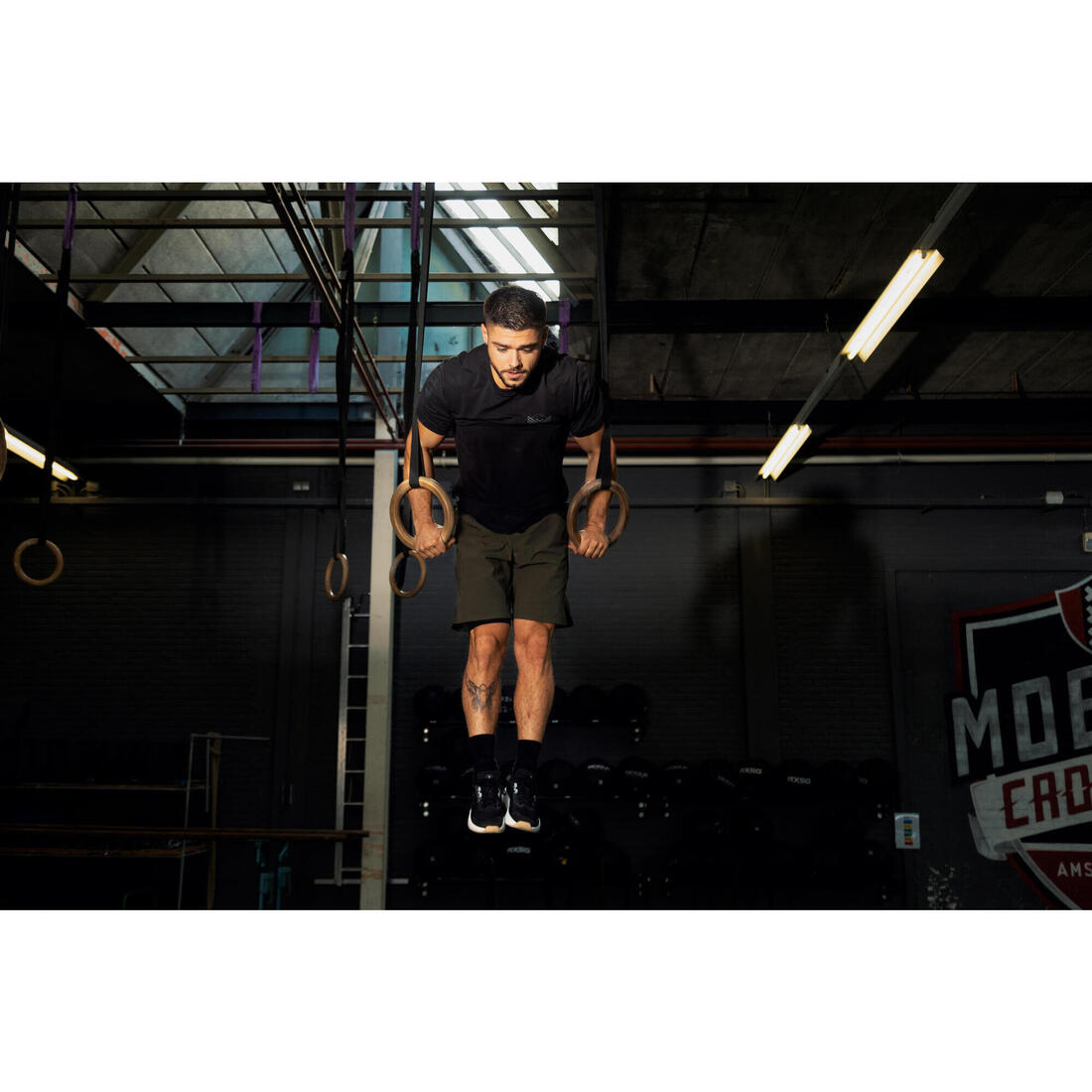 T-shirt de sport léger et extensible homme, noir et