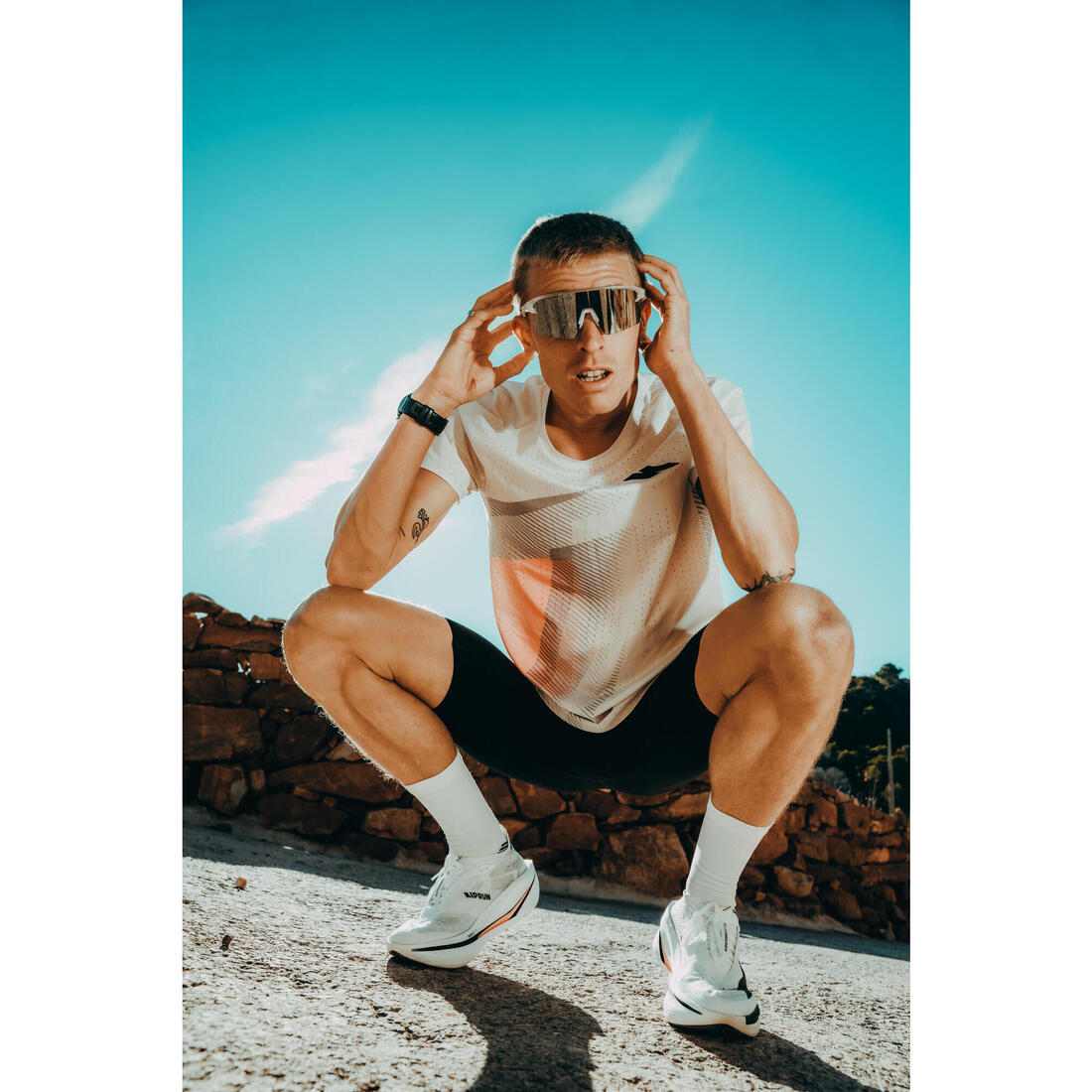 T-shirt de running Homme, Kiprun PROTEAM beige rose