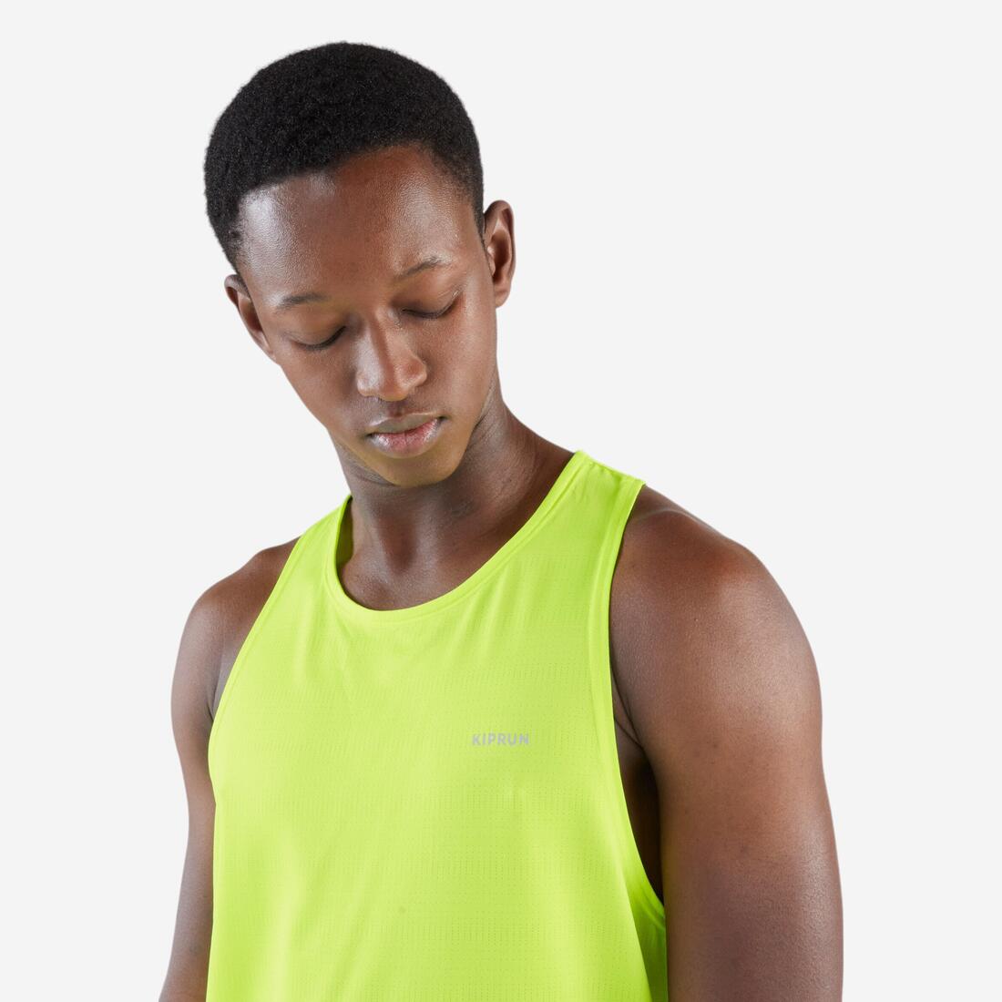 DEBARDEUR DE RUNNING 900 LIGHT JAUNE FLUO