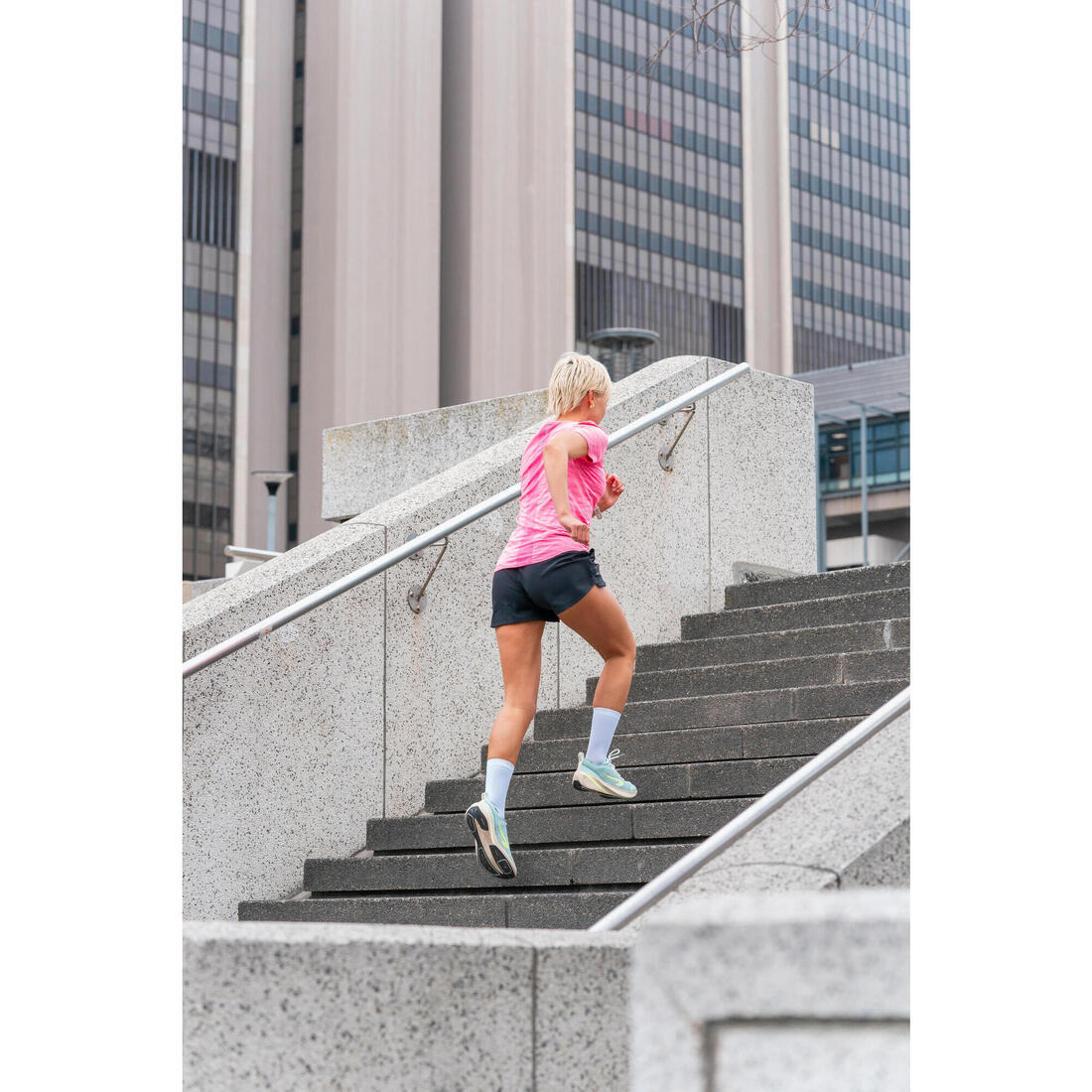 T-shirt running & trail sans couture femme - kiprun run 500 confort