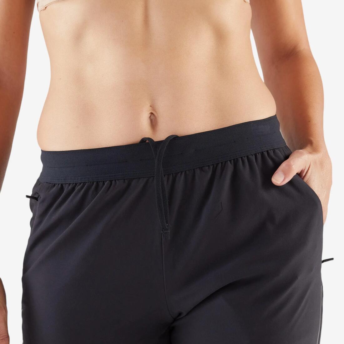 PANTALON RUNNING FEMME COUPE FITTEE - KIPRUN LIGHT NOIR