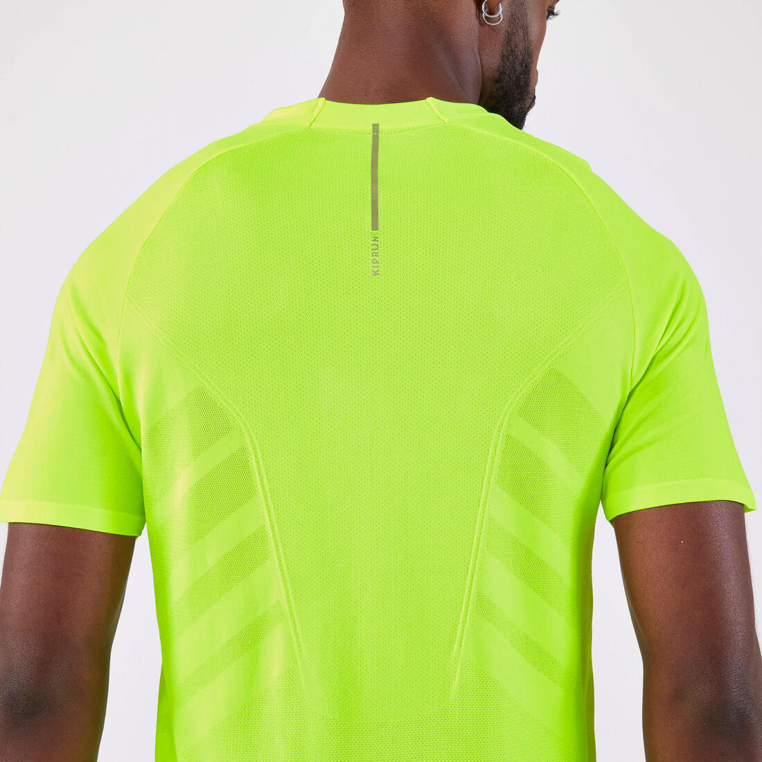 T-shirt de running sans coutures homme - kiprun run 500 confort