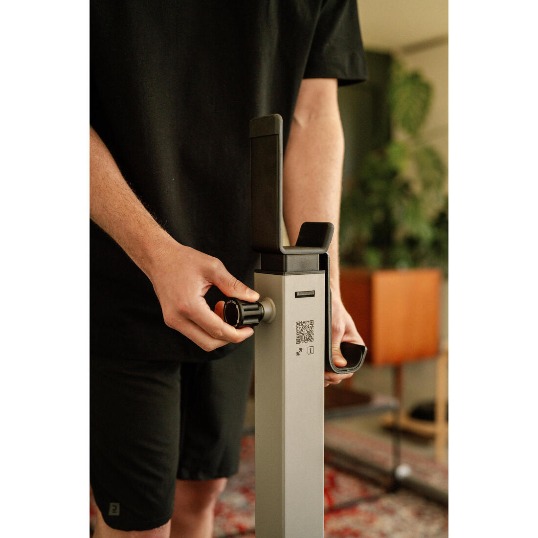 Rack de musculation 120 kg pliable en 2 sec et ultra-compact