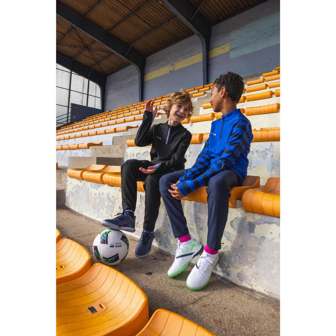 CHAUSSURES DE FOOTBALL ENFANT A LACETS VIRALTO I TURF TF ORANGE ET