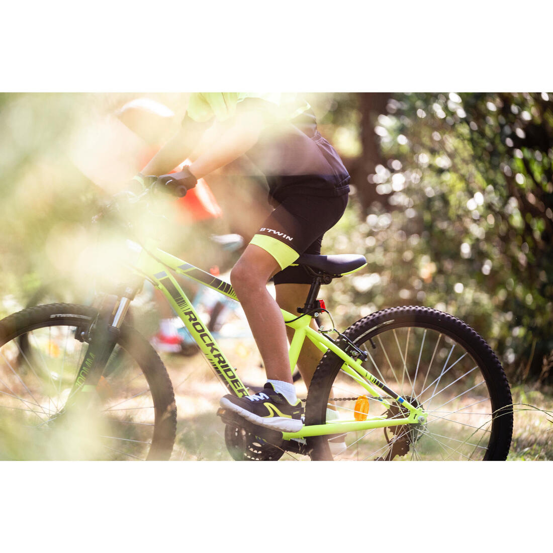 CUISSARD VÉLO ENFANT 500 NOIR ET JAUNE 7-13 ANS