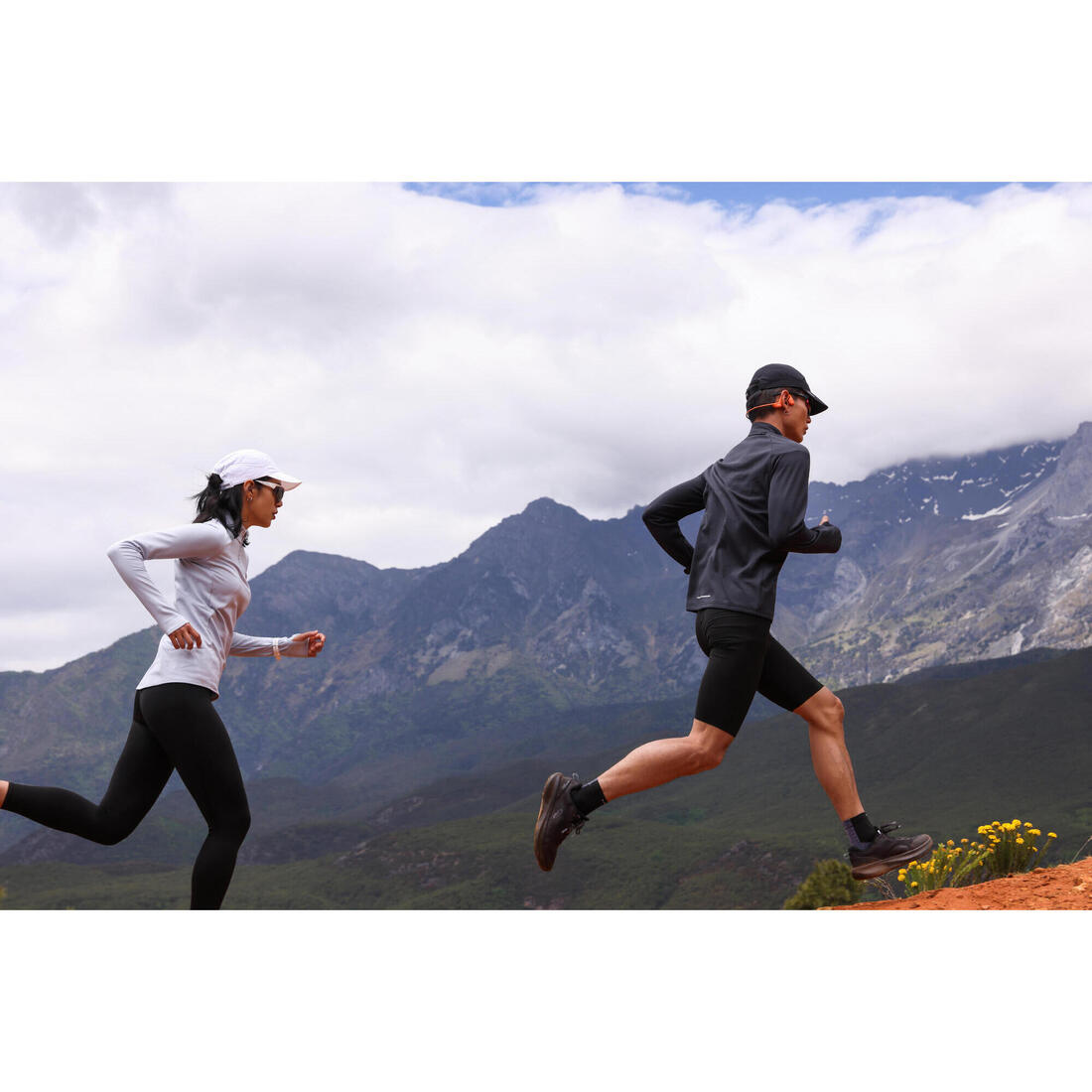 T-shirt manches longues demi zip chaud et respirant Homme, Kiprun Run 100