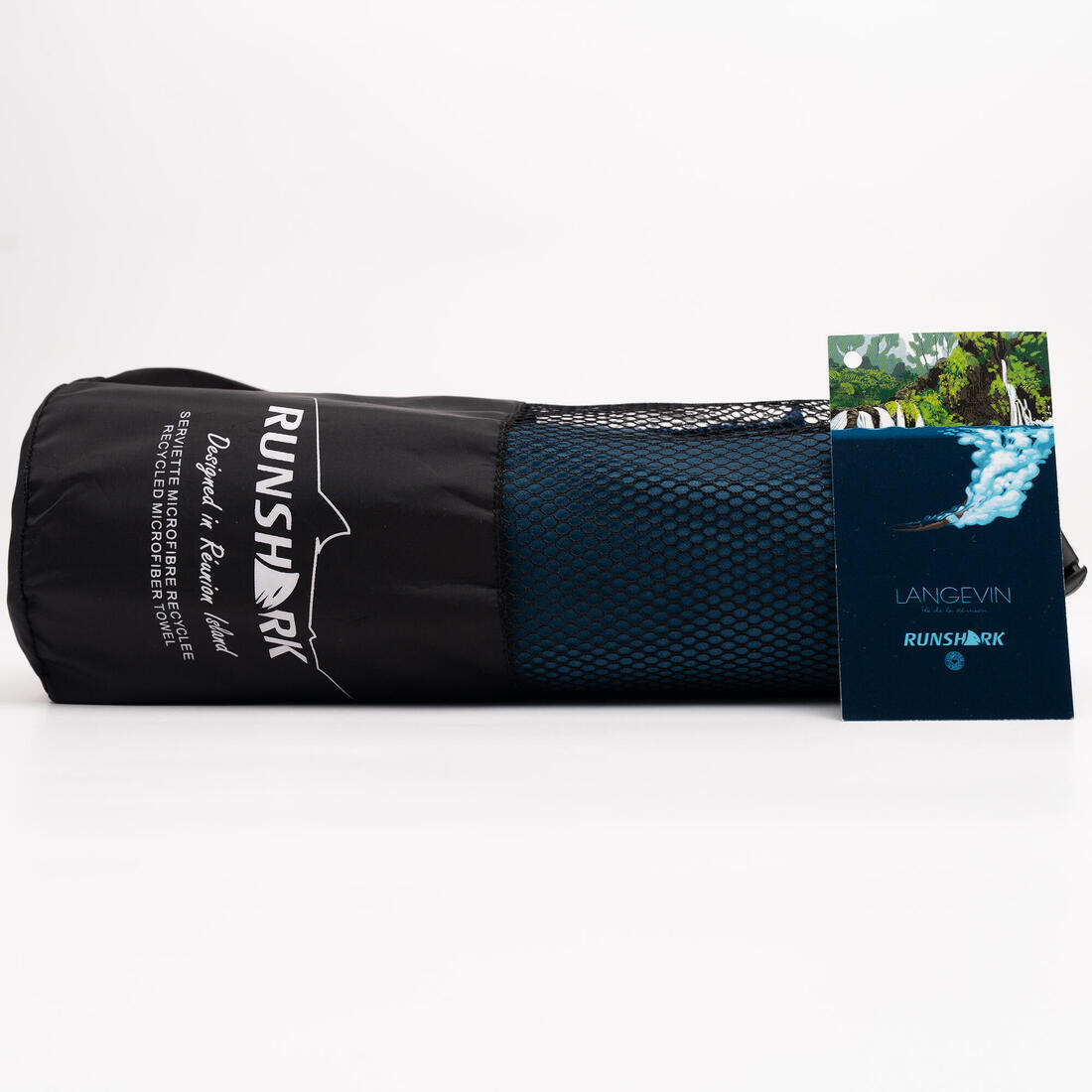 Cette serviette recyclée et nomade reflète bien La Réunion avec toutes ses merve