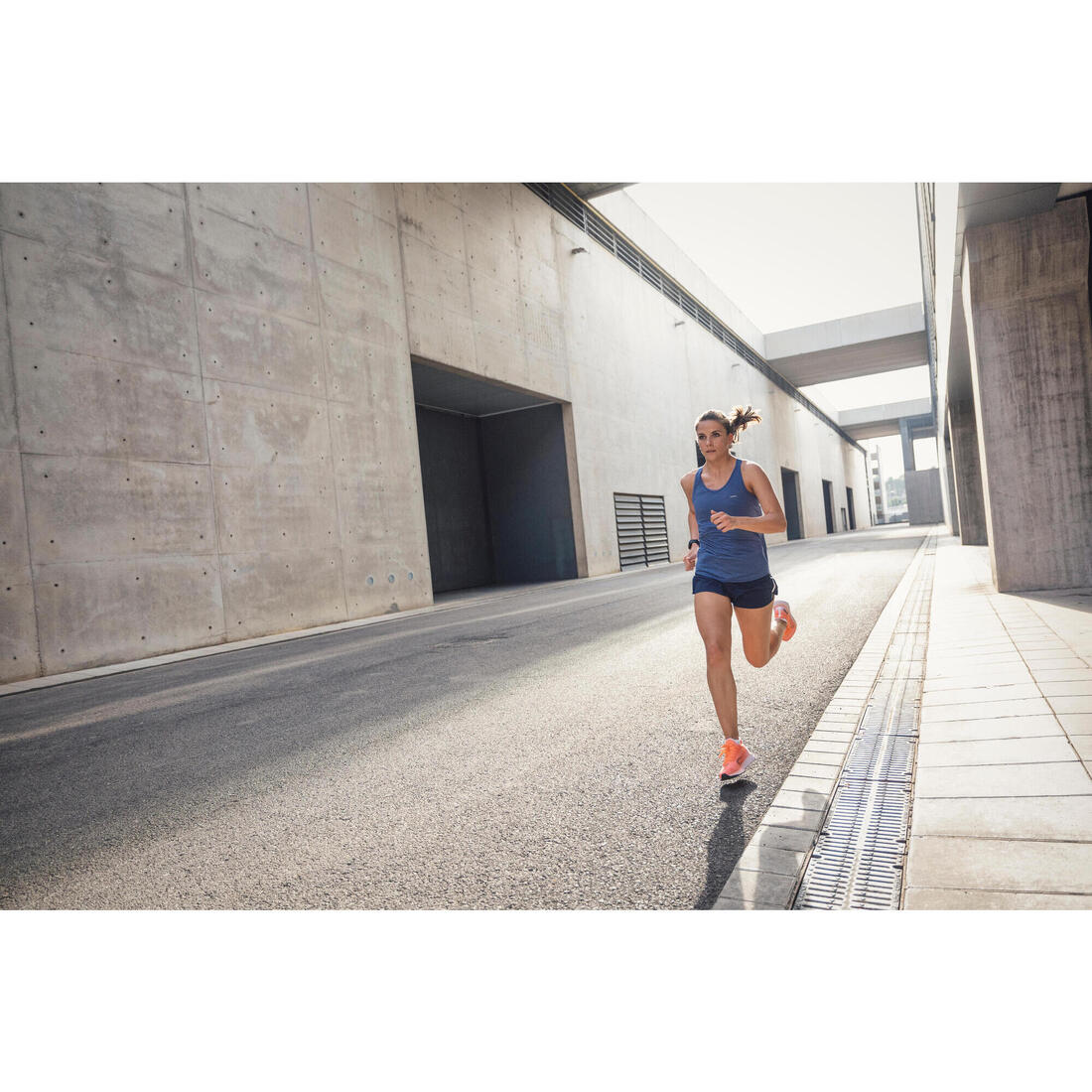Débardeur running avec brassière intégrée femme - kiprun run 500 confort