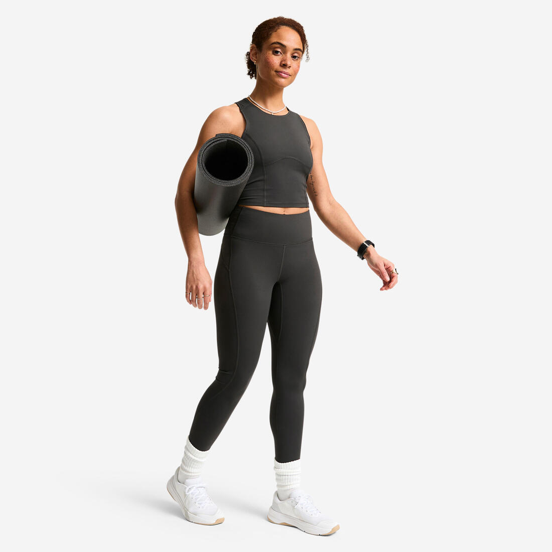 Débardeur de sport court galbant femme foncé