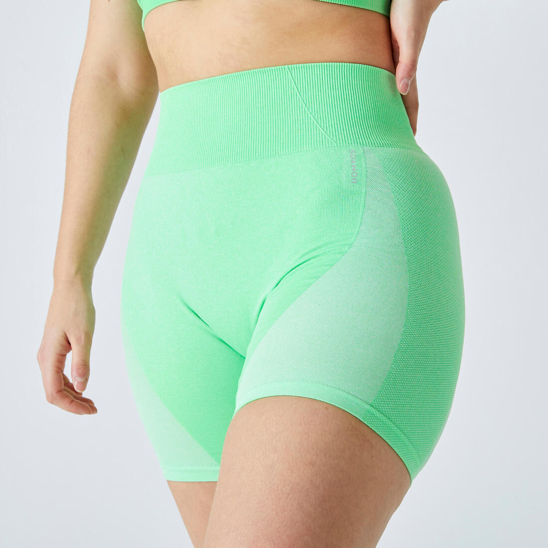 Short de fitness seamless et taille haute