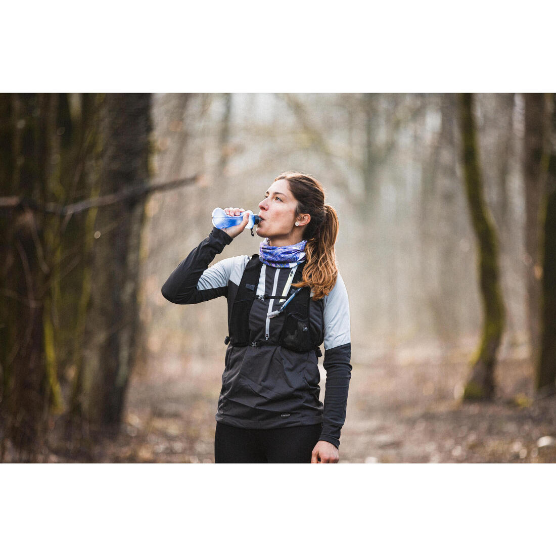 Sac d'hydratation mixte + poche à eau 1L incluse - KIPRUN 500 5L essentiel noir