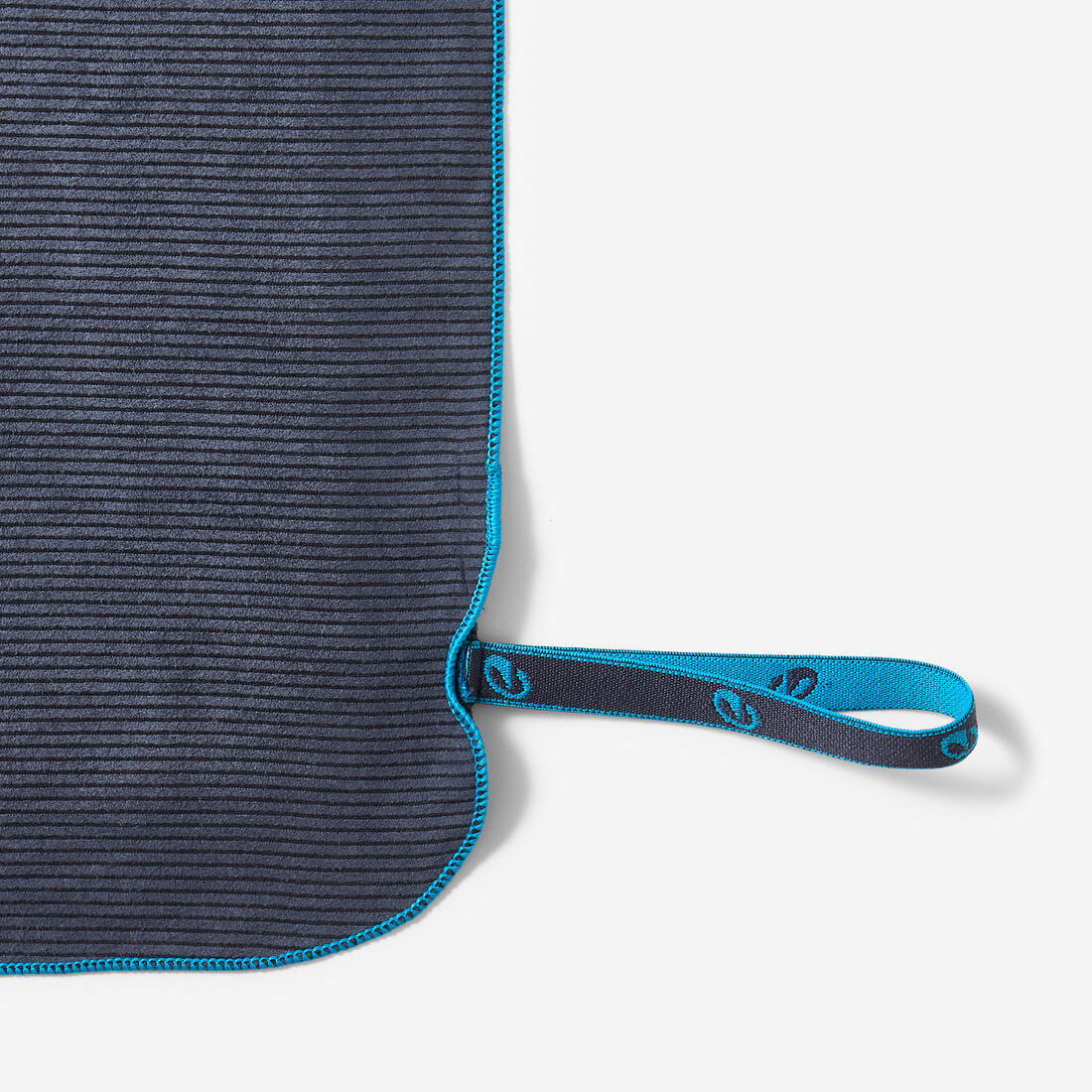 Serviette de bain microfibre à rayures bleu taille l 80 x 130 cm