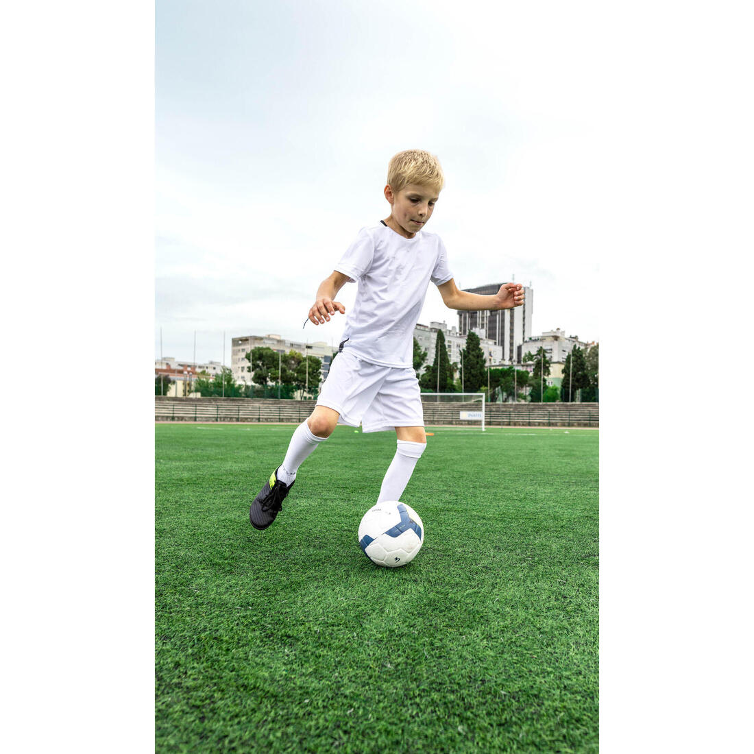 Short de football enfant essentiel