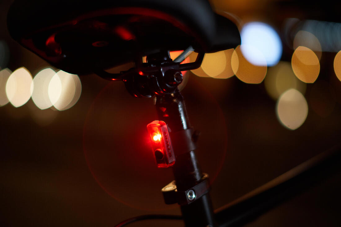 ECLAIRAGE VELO LED CL 100 ARRIÈRE ROUGE USB.