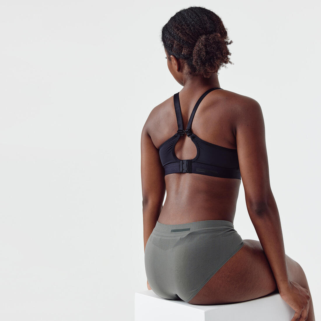 Brassière bretelles croisables maintien fort femme