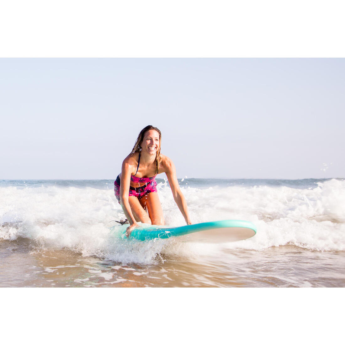 Boardshort surf femme TINI ETHNI avec ceinture élastiquée et cordon de serrage