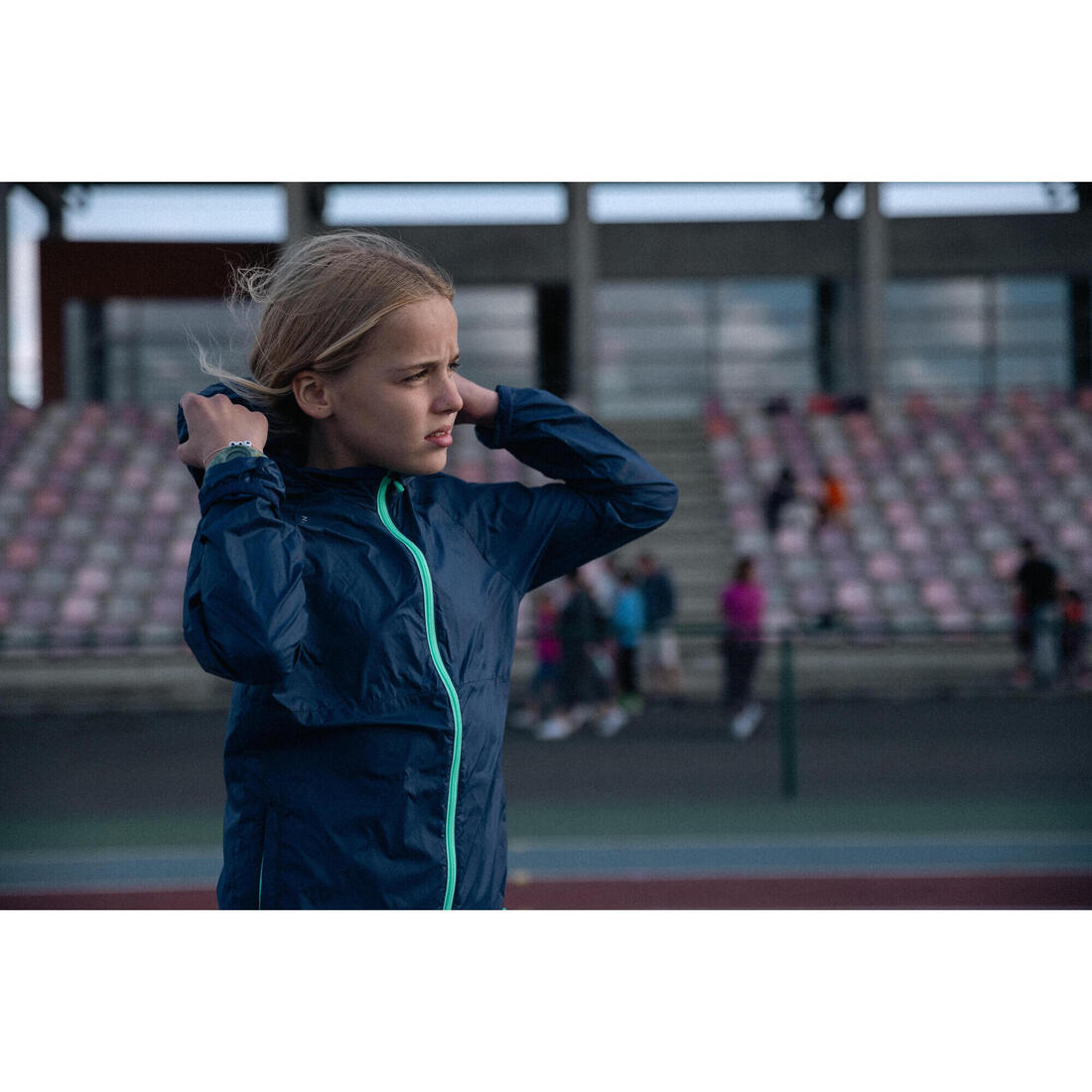 Veste de course à pied coupe vent à capuche Enfant - Kiprun wind marine verte