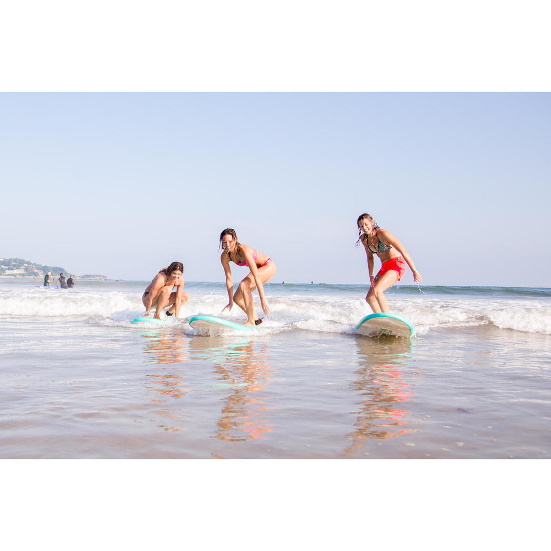 Boardshort surf femme TINI CORAIL avec ceinture élastiquée et cordon de serrage