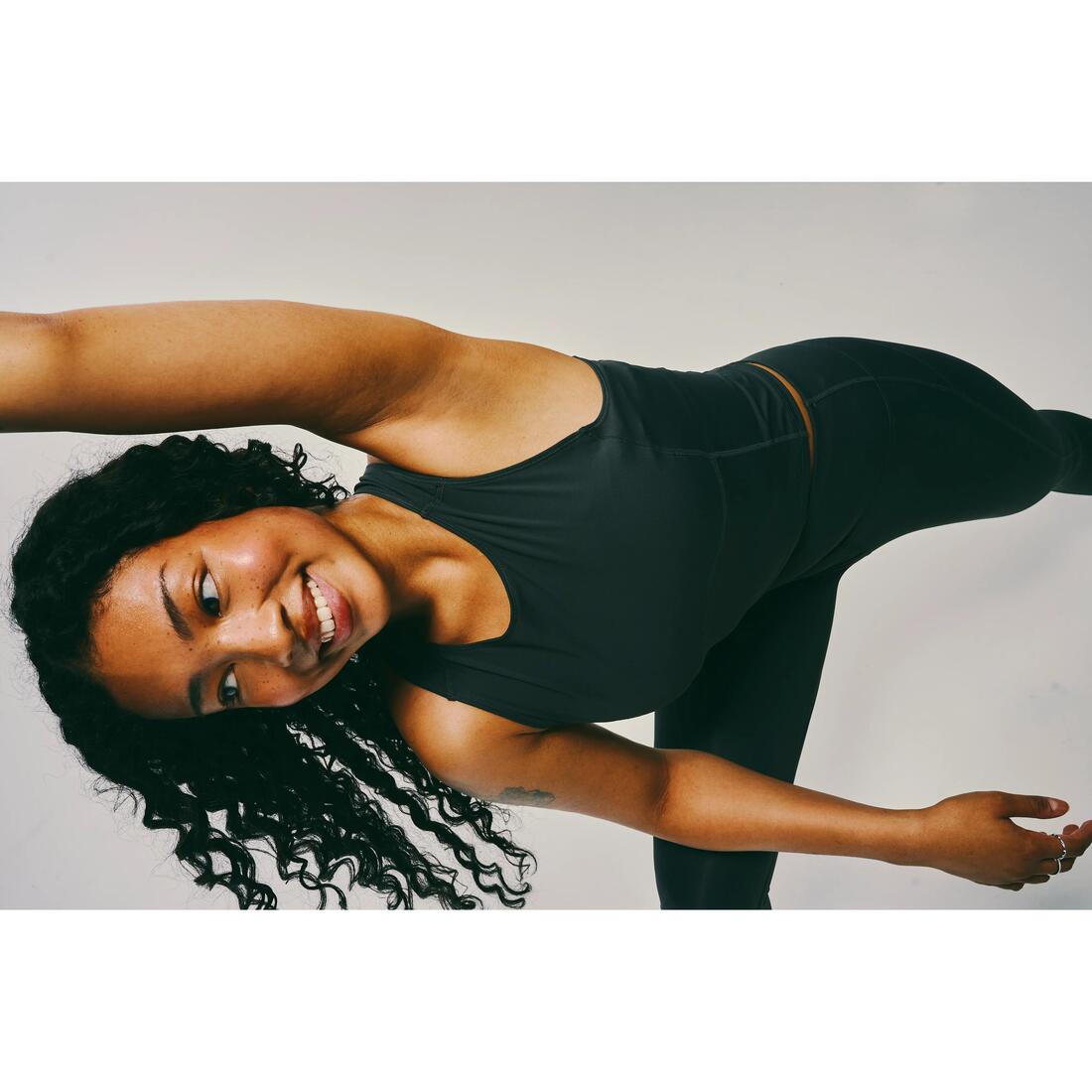 Débardeur de sport court galbant femme foncé