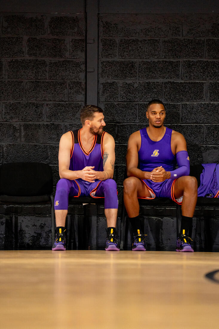 SOUS MAILLOT BASKETBALL COUPE SLIM HOMME UT500 NOIR LOS ANGELES LAKERS NBA