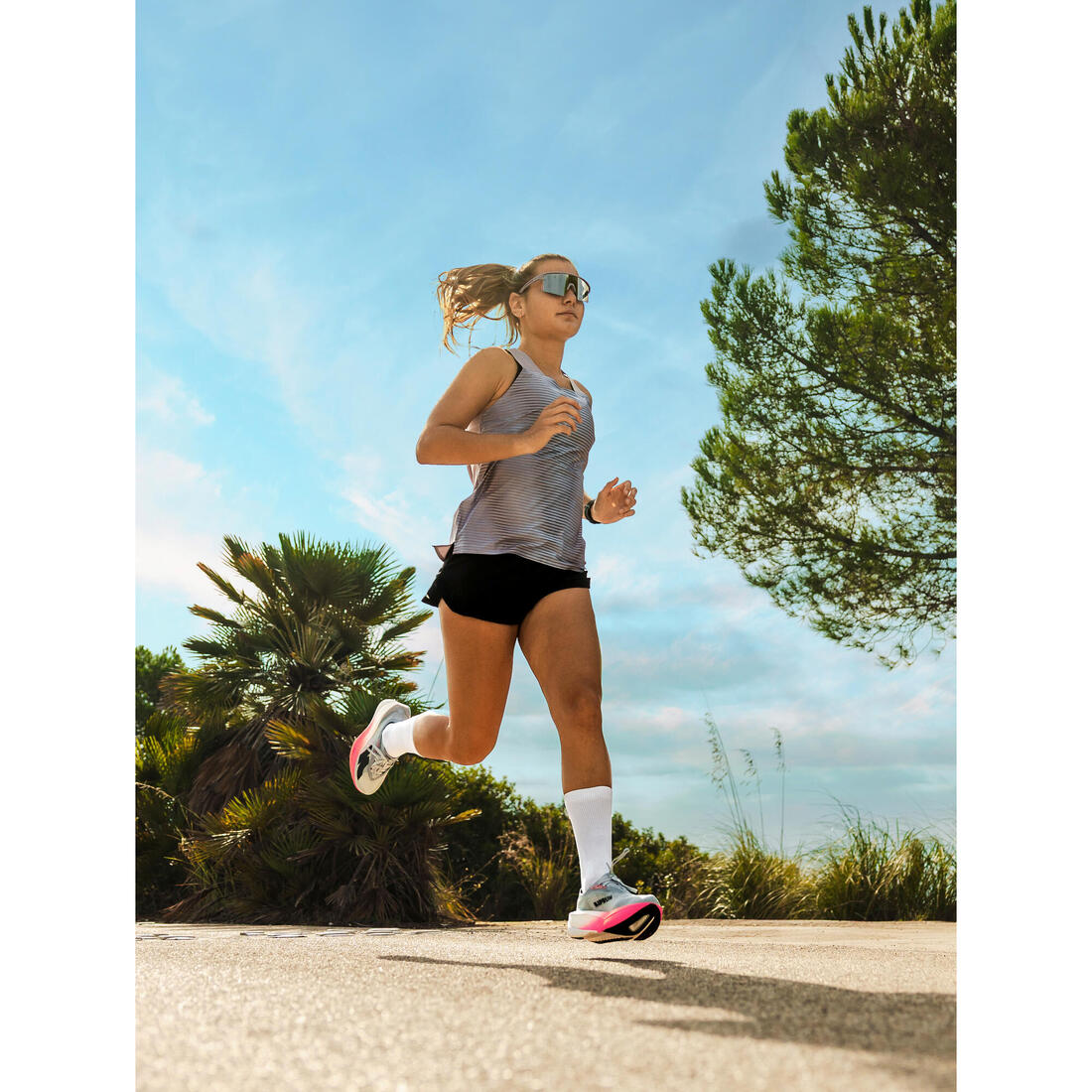 Chaussures de running route femme, Kiprun Kipstorm tempo