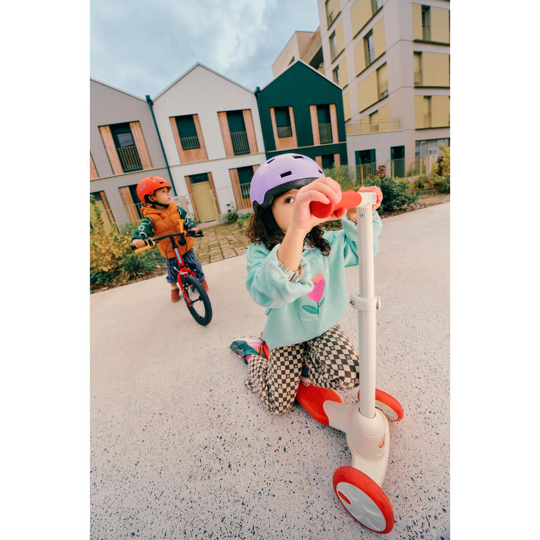 Casque enfant roller skateboard trottinette B100