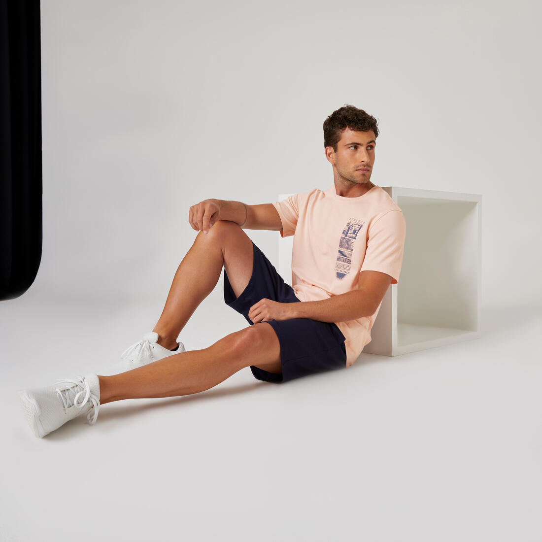 T-shirt fitness manches courtes slim coton col rond homme blanc a imprimé