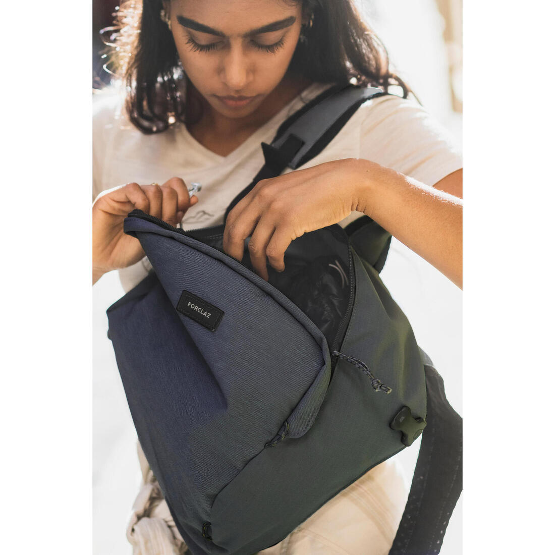 Sac a dos de voyage et trekking - ouverture valise 50+6l - travel 900 - femme