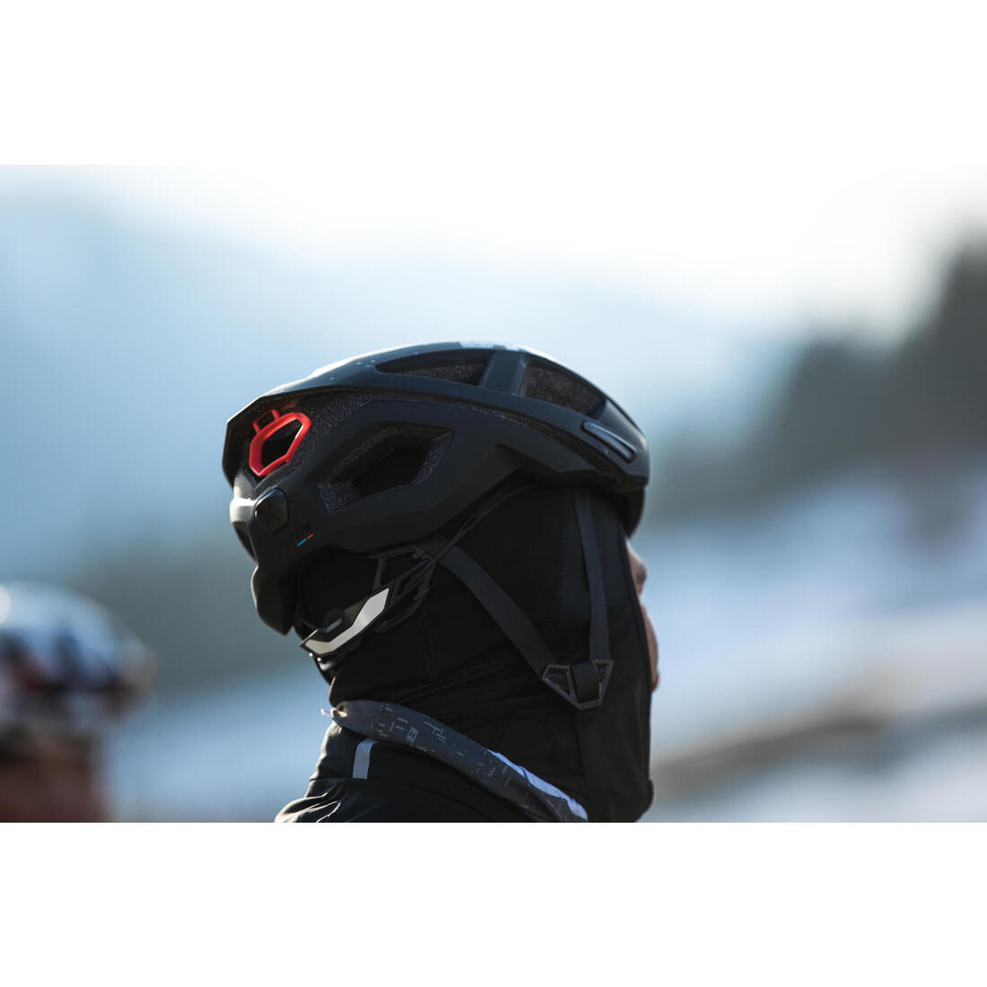 Aerofit 900 Road Cycling Helmet - Black/Yellow