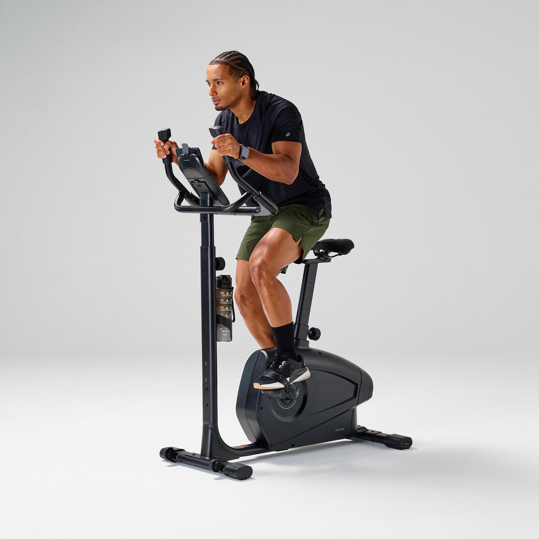 Vélo d'appartement connecté et auto-alimenté, EB900 B, garanti par Decathlon