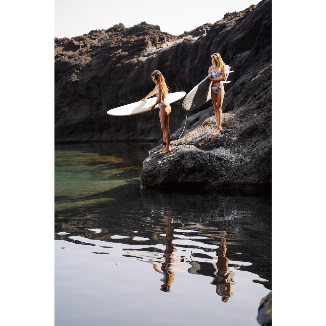 Bas de maillot de bain femme aly forme classique aux bords fins