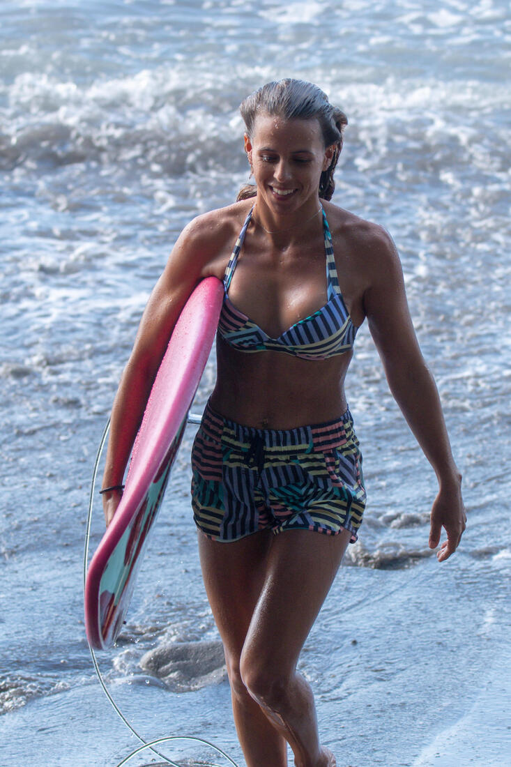 Boardshort surf femme TINI CORAIL avec ceinture élastiquée et cordon de serrage