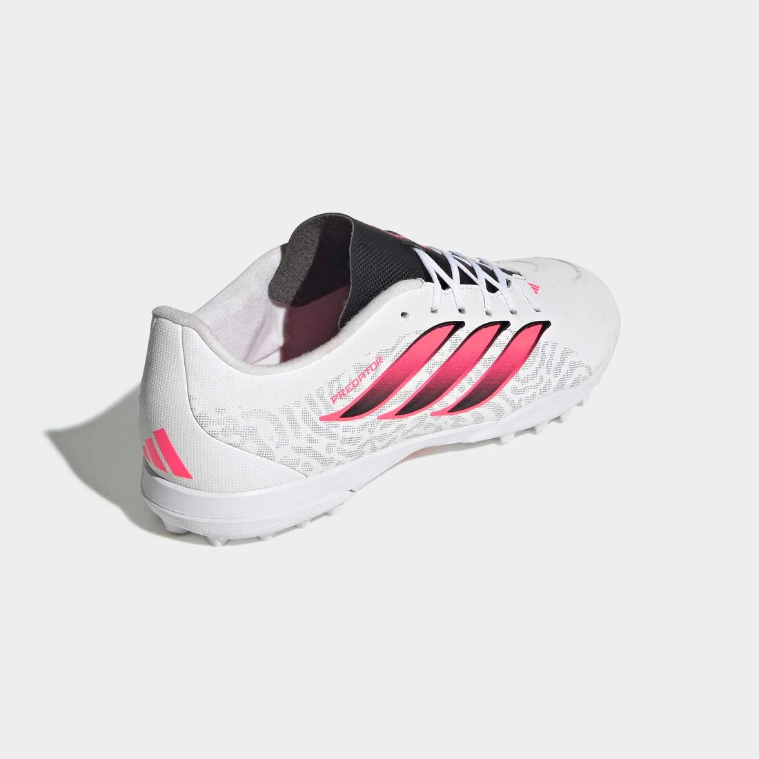 Chaussure Predator Club Turf Adulte