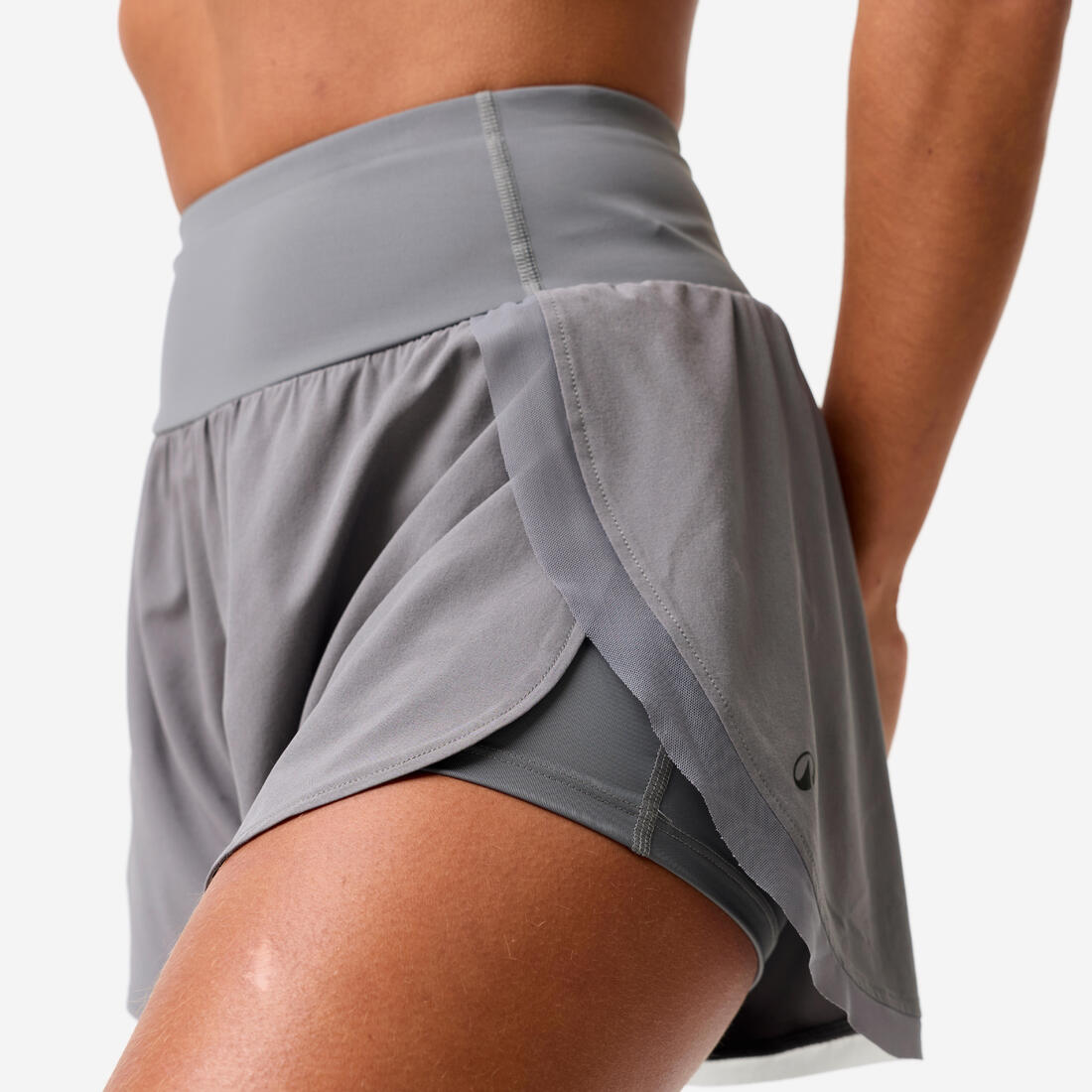 Short de sport double couche femme, gris foncé