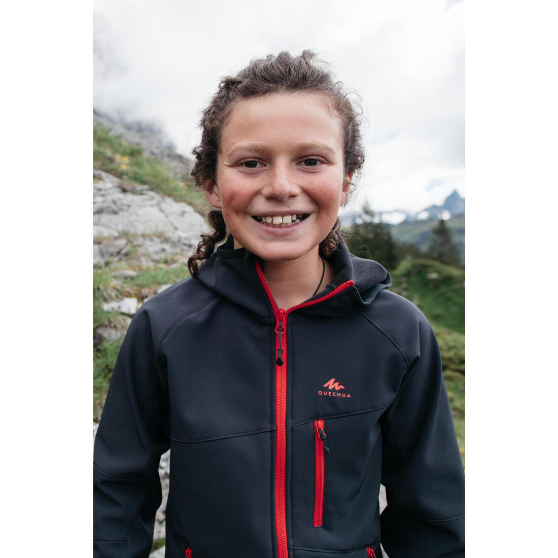 Veste softshell de randonnée enfant 7-15 ans, MH900 noir