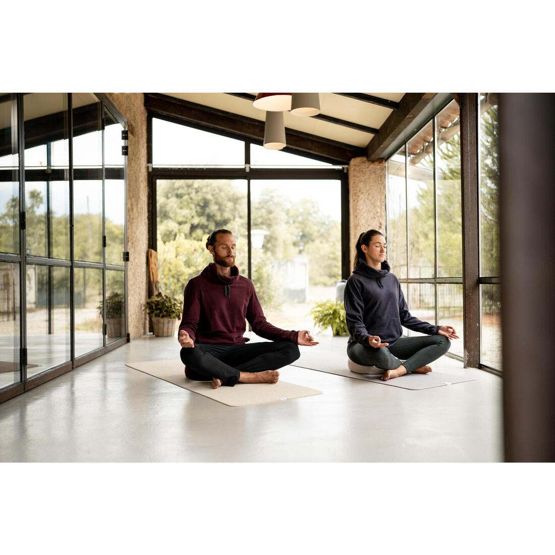 Zafu coussin rond de yoga et méditation, gris chine