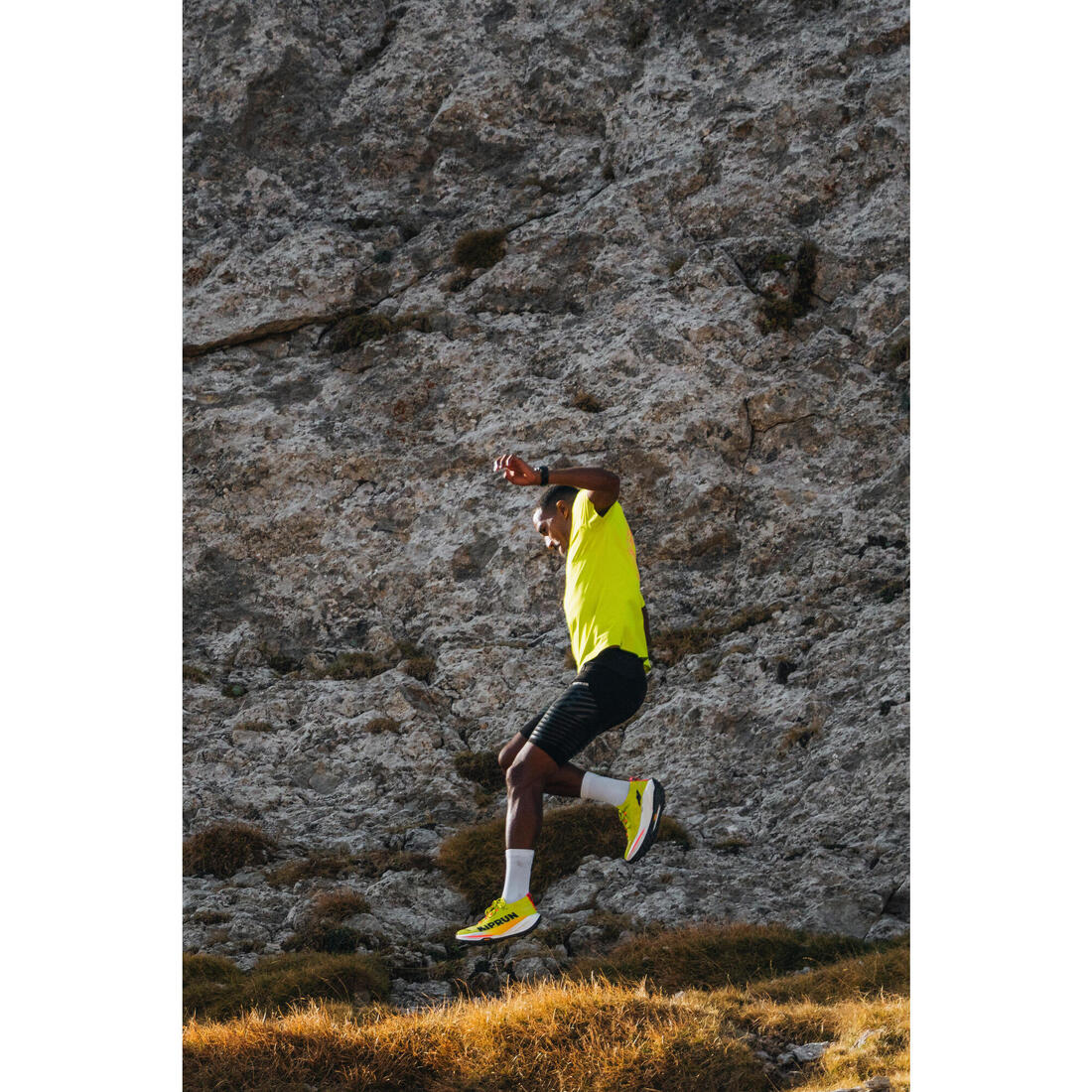 T-shirt de running longue distance homme - kiprun run 900 ultra