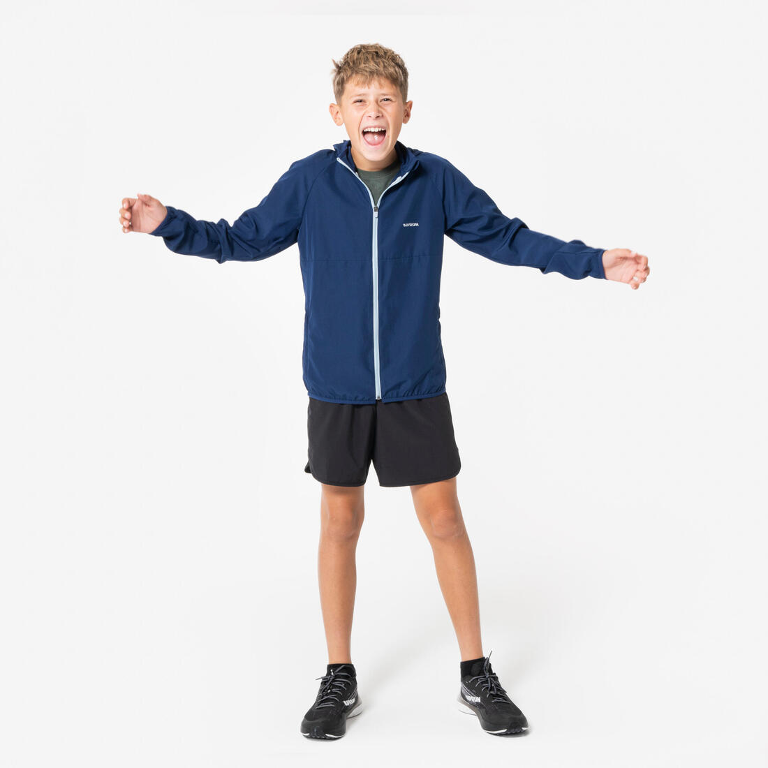 Short de Running respirant Enfant - KIPRUN dry+ 900 noir et gris