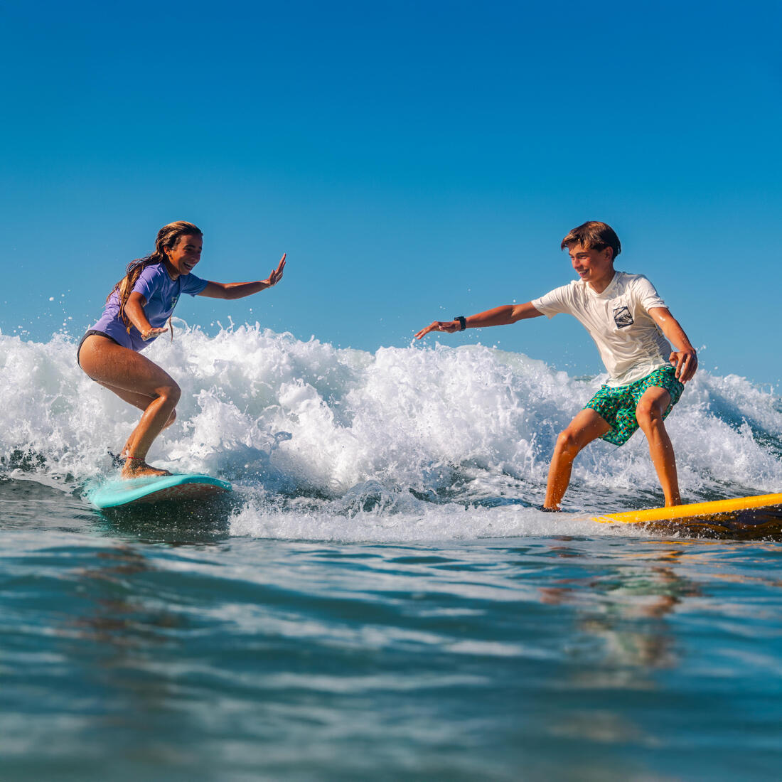 Planche de surf en mousse 6'6 swallow tail 55L - turquoise