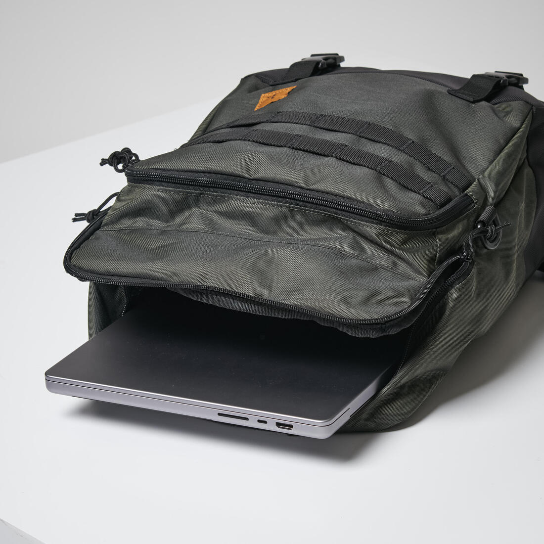 Sac 20l tactical camo isv