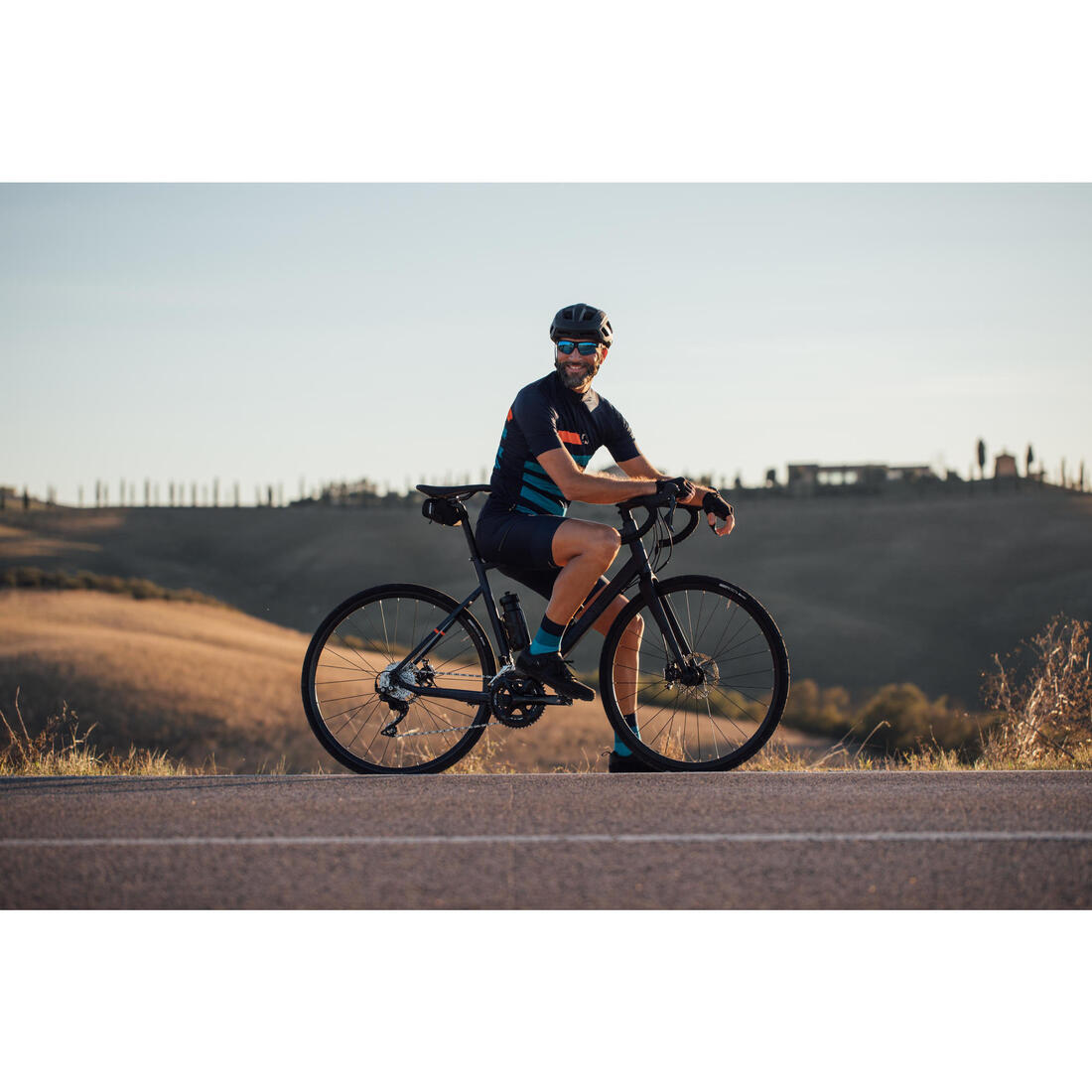 CHAUSSURES VELO GRAVEL ET ROUTE CUIR A LACETS SPD GRVL 520 NOIRE
