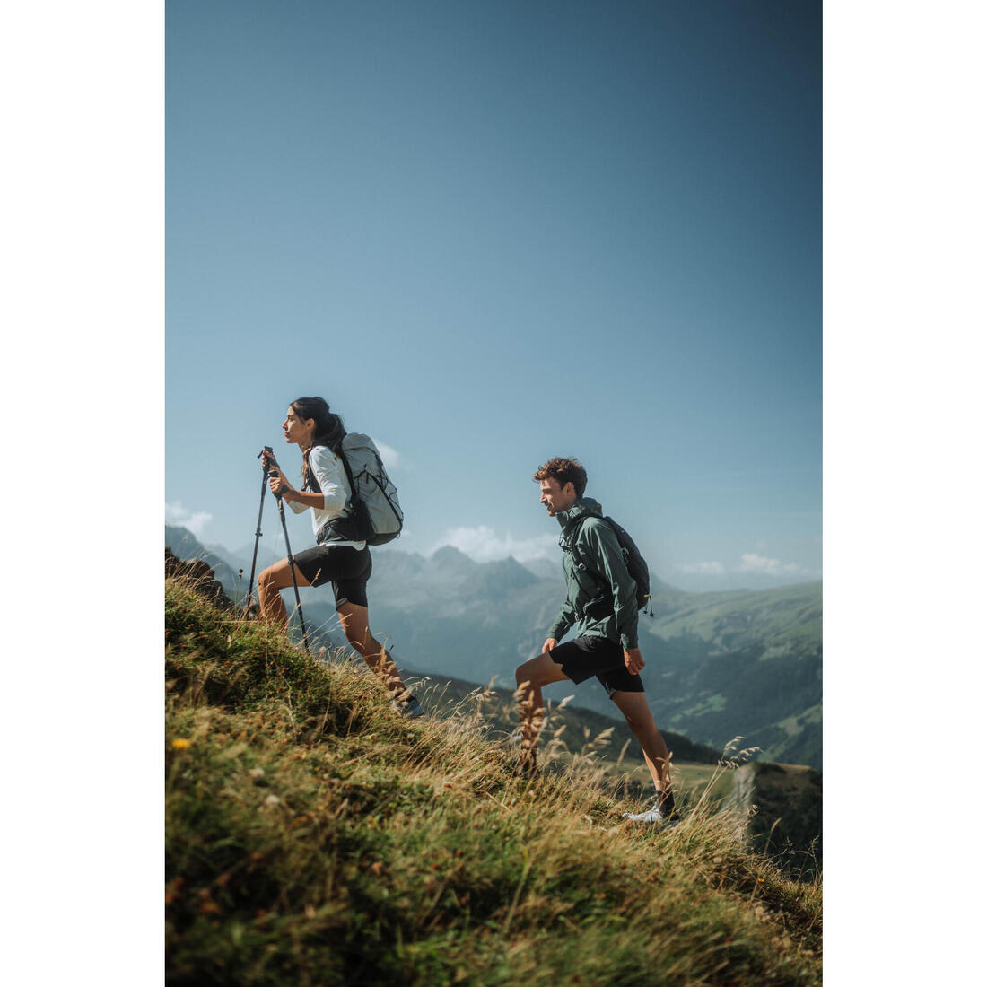 Sac à dos de randonnée montagne confortable et léger 25L, MH900