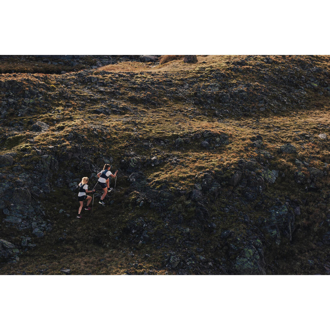 Chaussures de running trail femme, Kiprun mt3, noir fumé