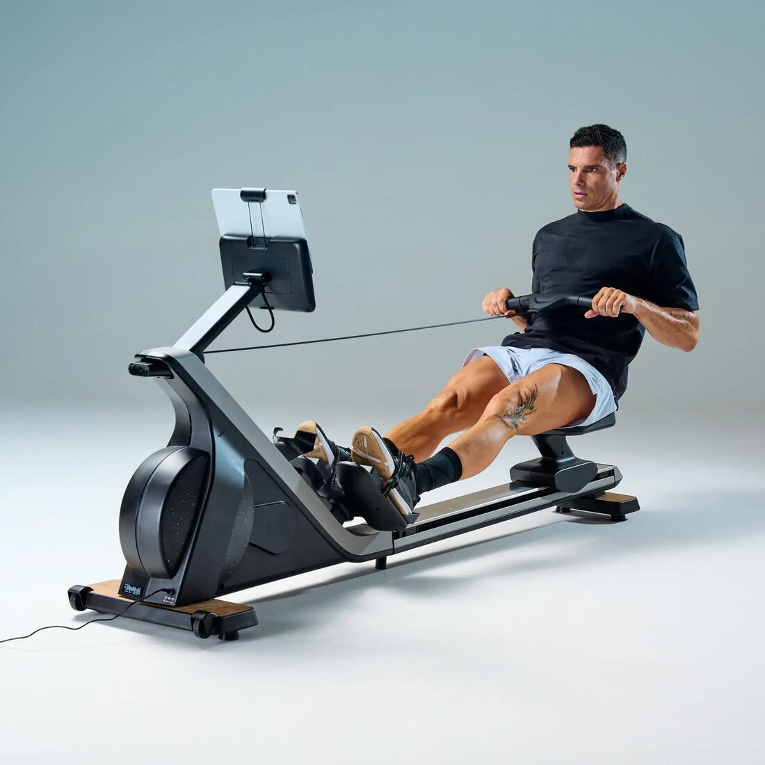 Rameur connecté et compact, Training rower 900
