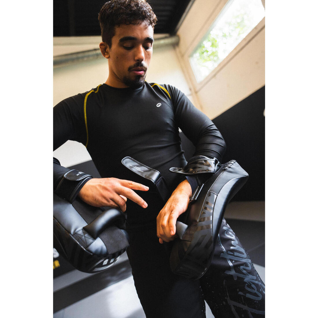 Rashguard de MMA et grappling homme, noir fumé et rouge royal