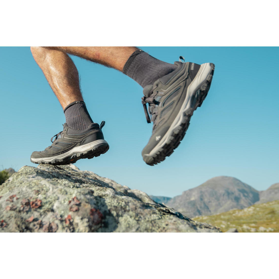 Chaussures de randonnée montagne, homme MH100 gris