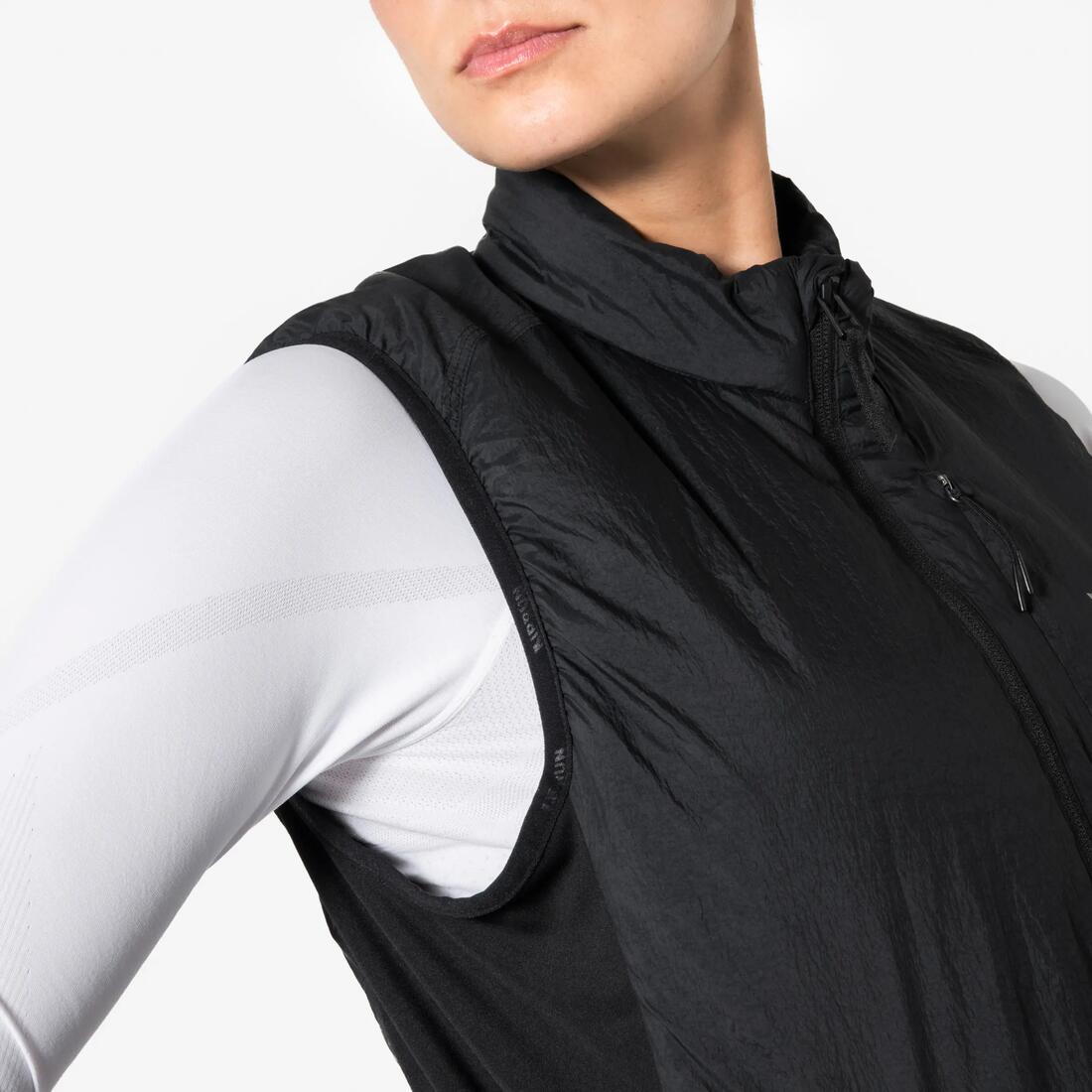 Veste sans manches chaude de running Femme, KIPRUN SM 500 Run warm noire