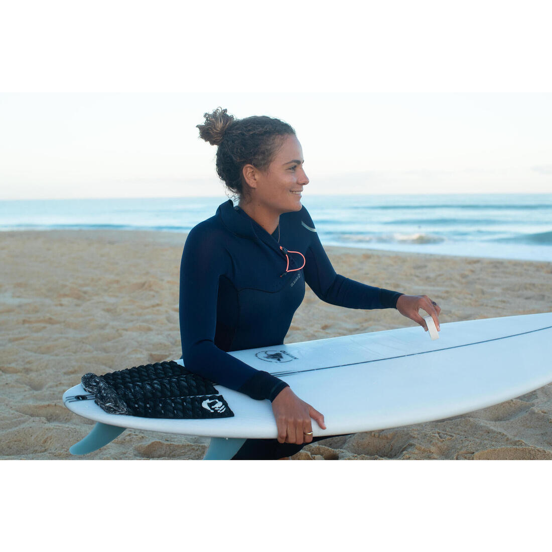 COMBINAISON DE SURF NÉOPRÈNE 3/2 MM 900 FEMME BLEU MARINE